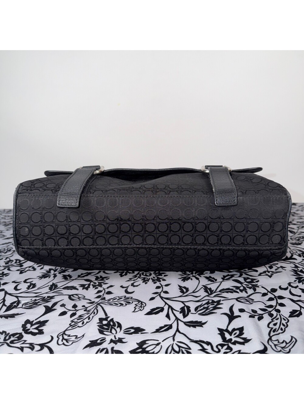 Y2k Salvatore Ferragamo Gancini Canvas/Leather Messenger Bag - Picture 9 of 9